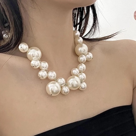 Jewelry - Calypso Pearl Necklace